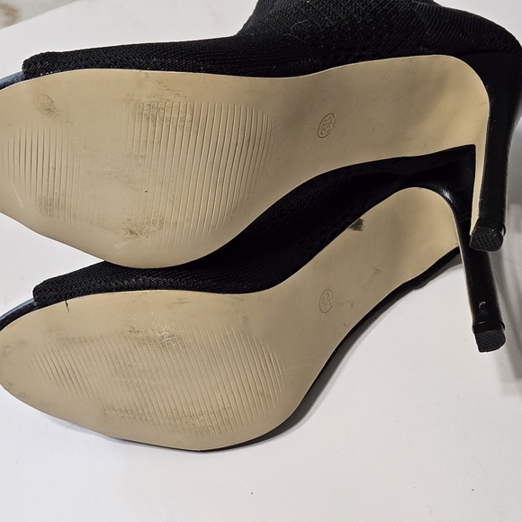 Black Heels Size 38, Woman Shoes - Picture 4 of 7
